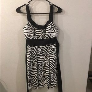 3/$15 Animal print zebra print dress